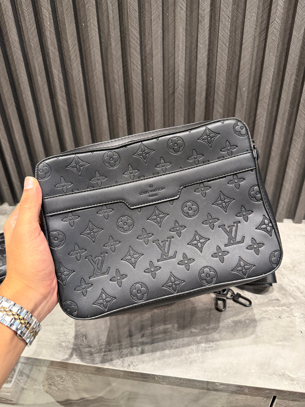 LV TRIO BAG