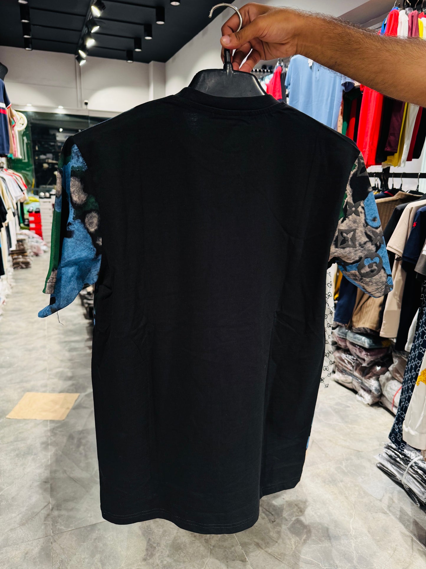 LV TURKEY TSHIRT