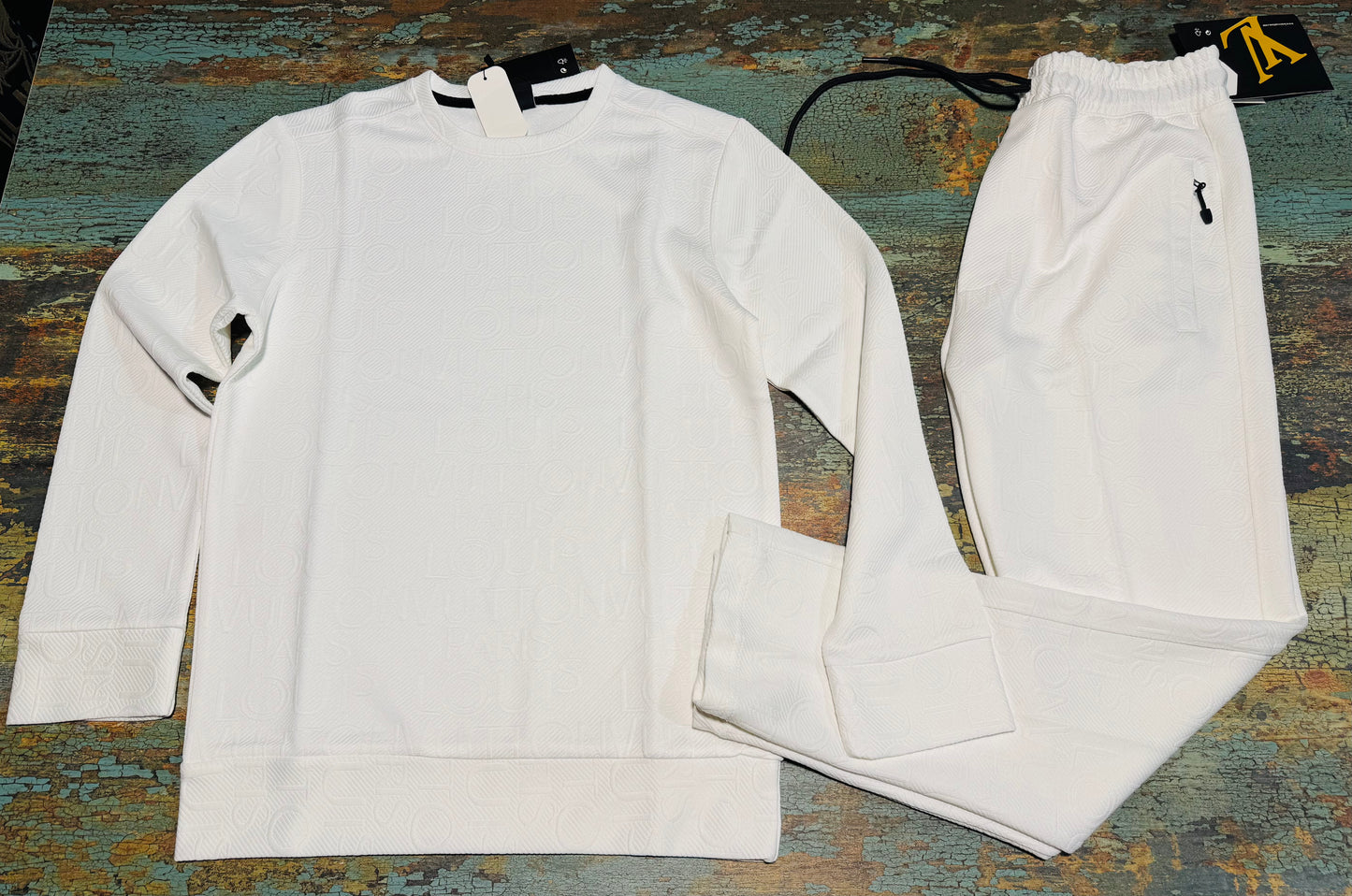 LV WHITE ENGRAVING TRACKSUIT