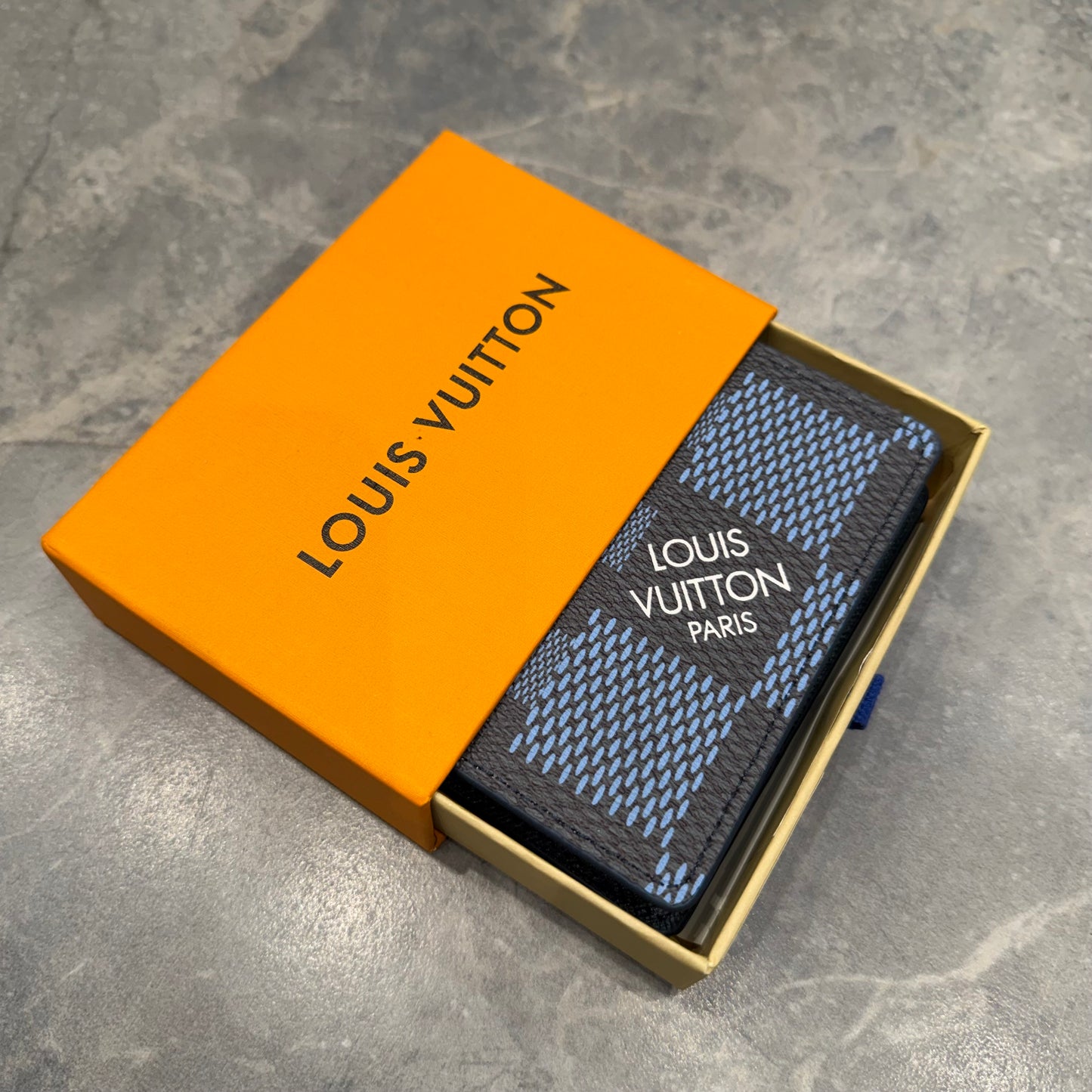 LV WALLET