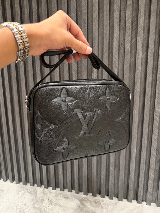 LV SIDE BAG