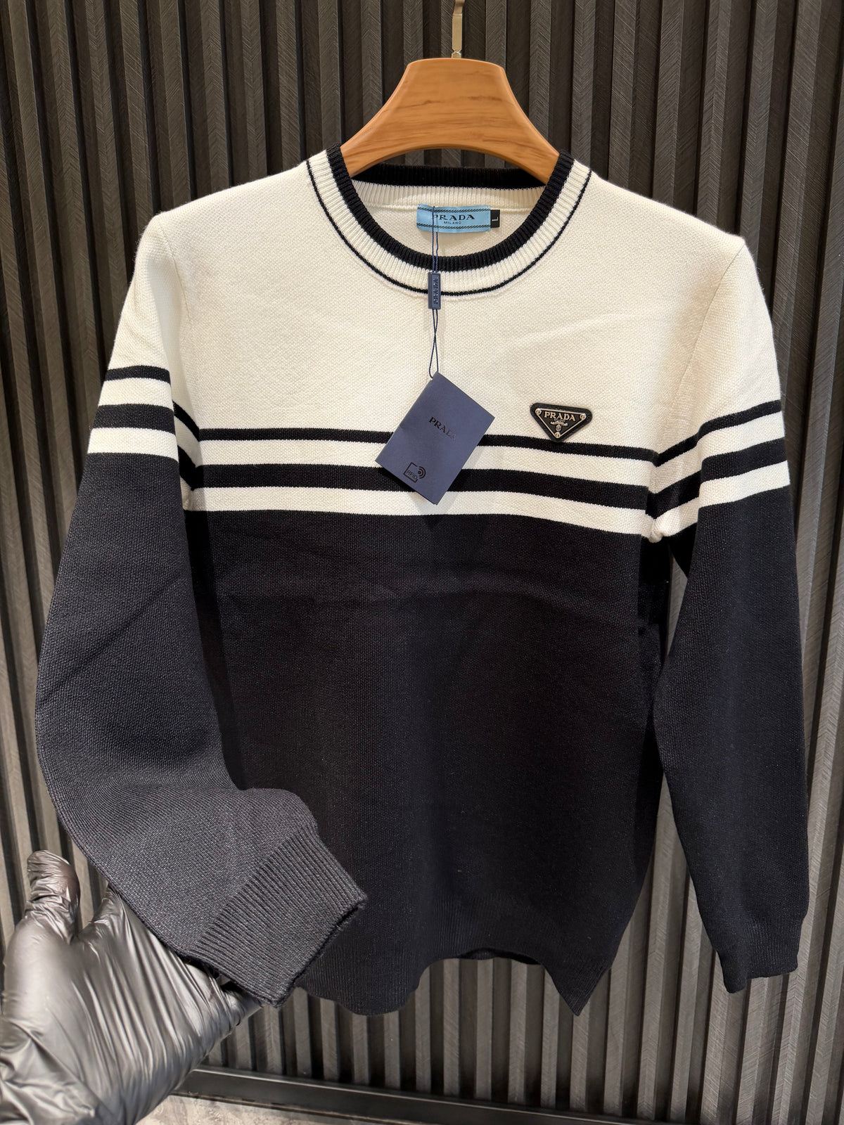PRADA SWETTER