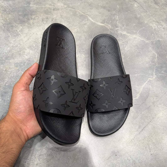 LV SLIPPER