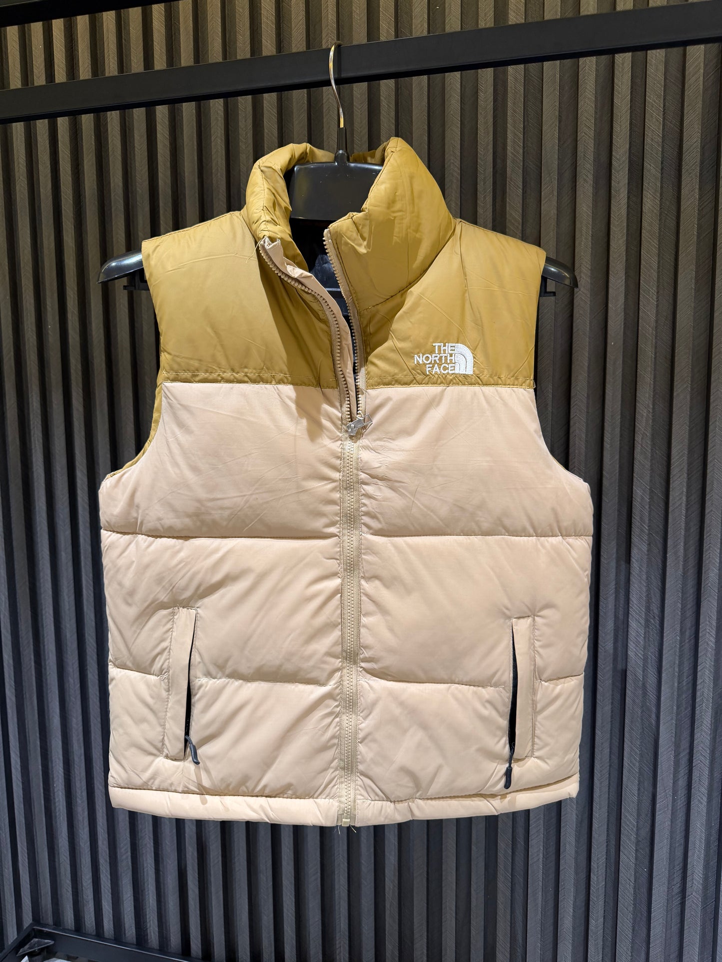 NORTHFACE SLEEVLESS