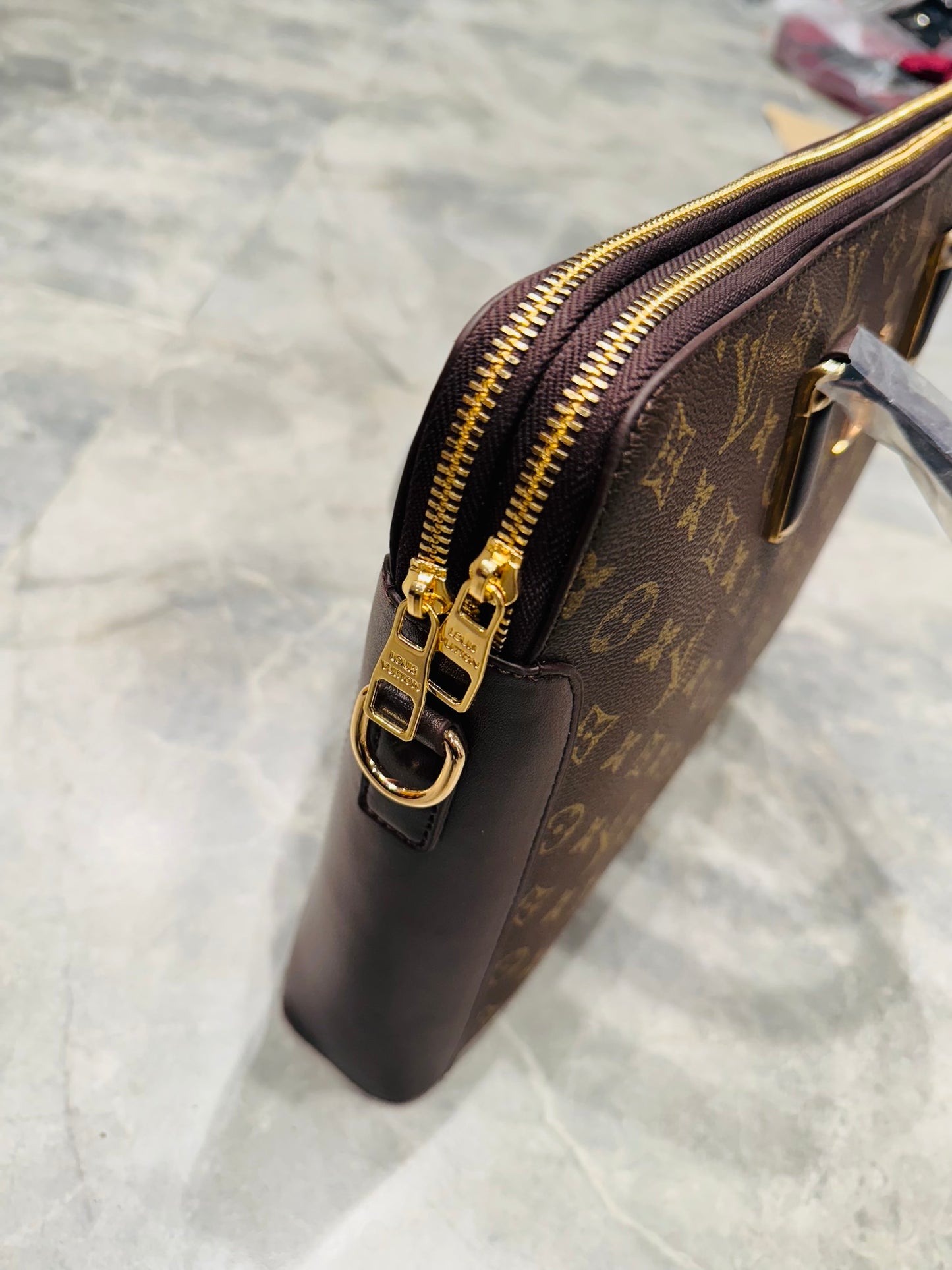 LV LAPTOP BAG