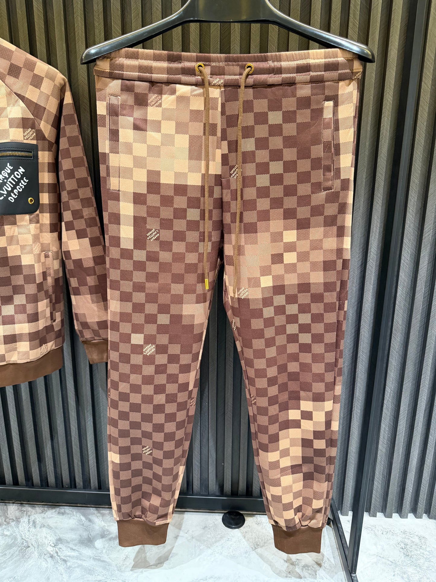 LV HIGH GRADE TRACKSUIT