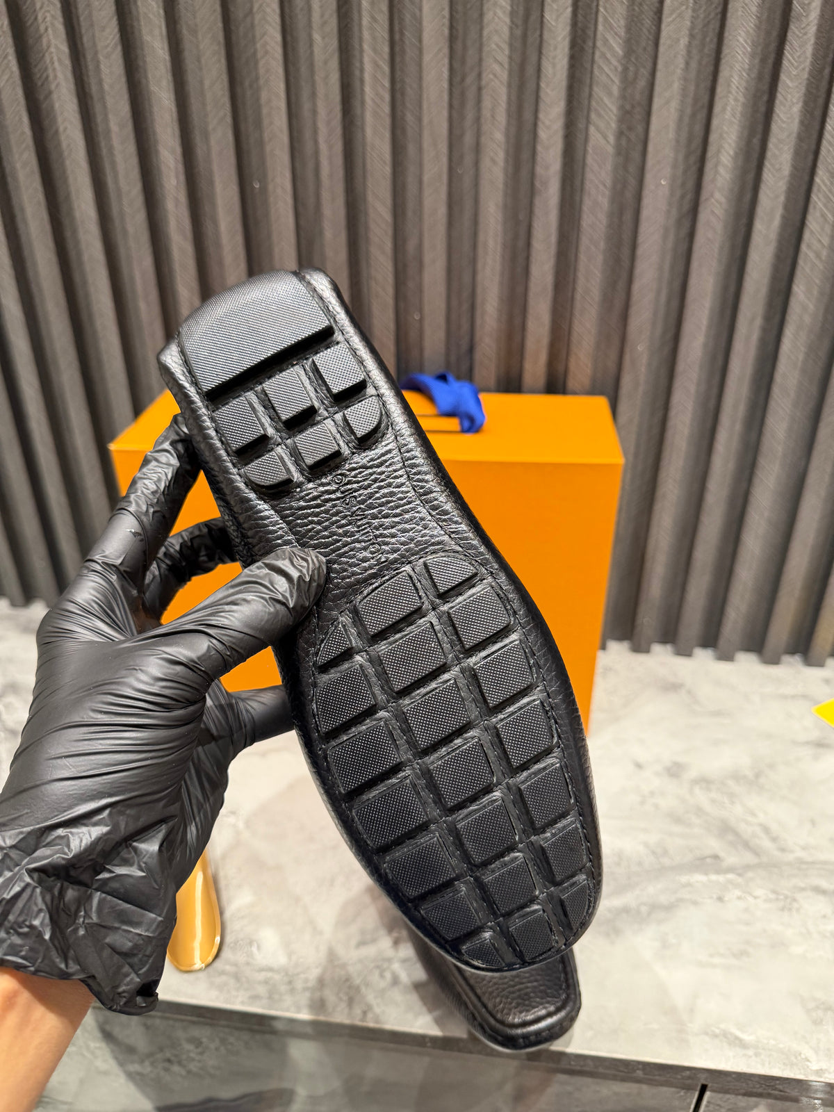 Lv SHOES