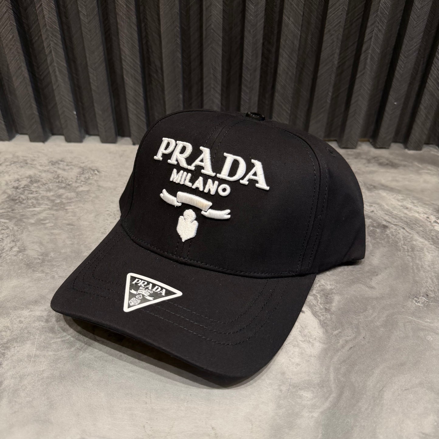 PRADA CAP