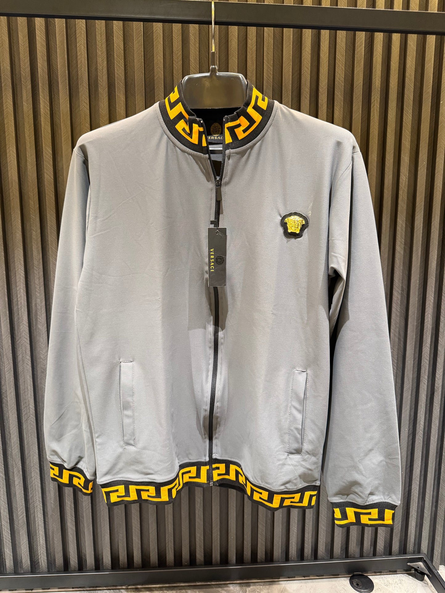 VERSACE UPPER