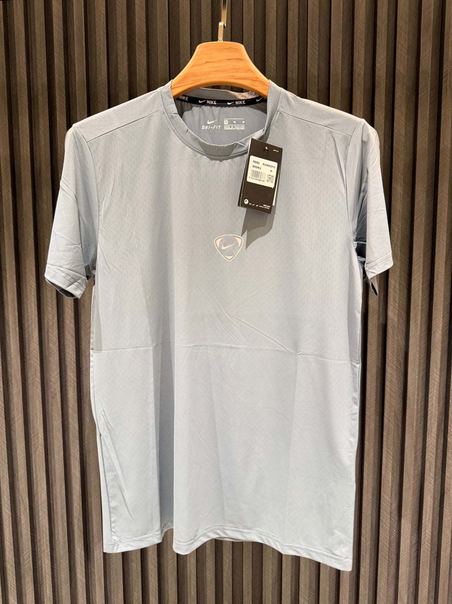 NIKE Gym Wear T-Shirts