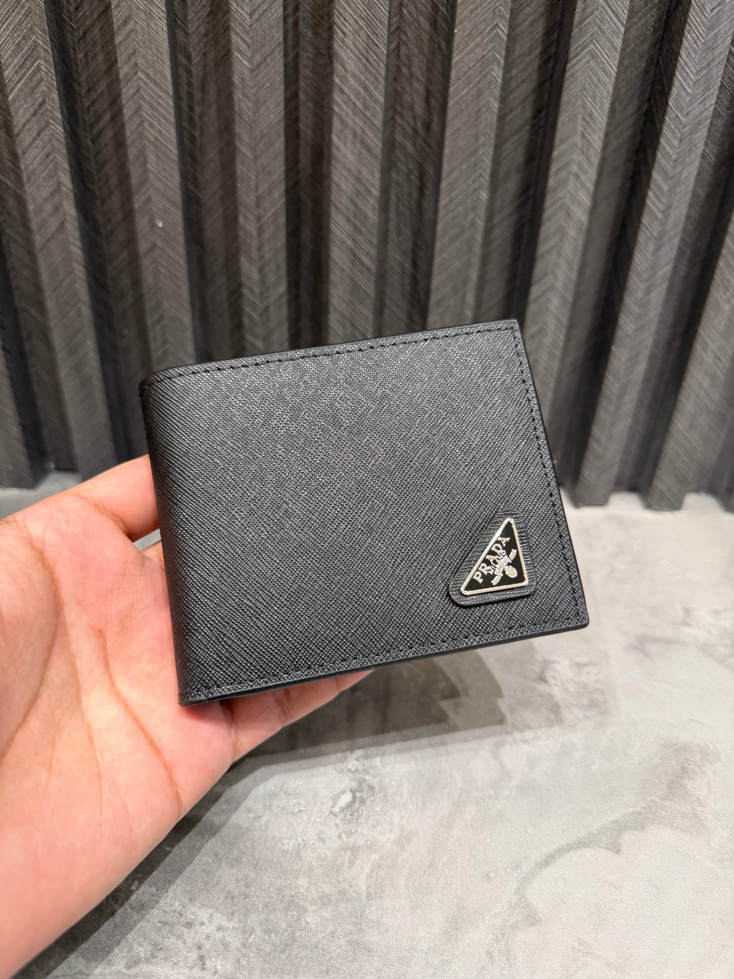 PRADA WALLET 1.1 GRADE