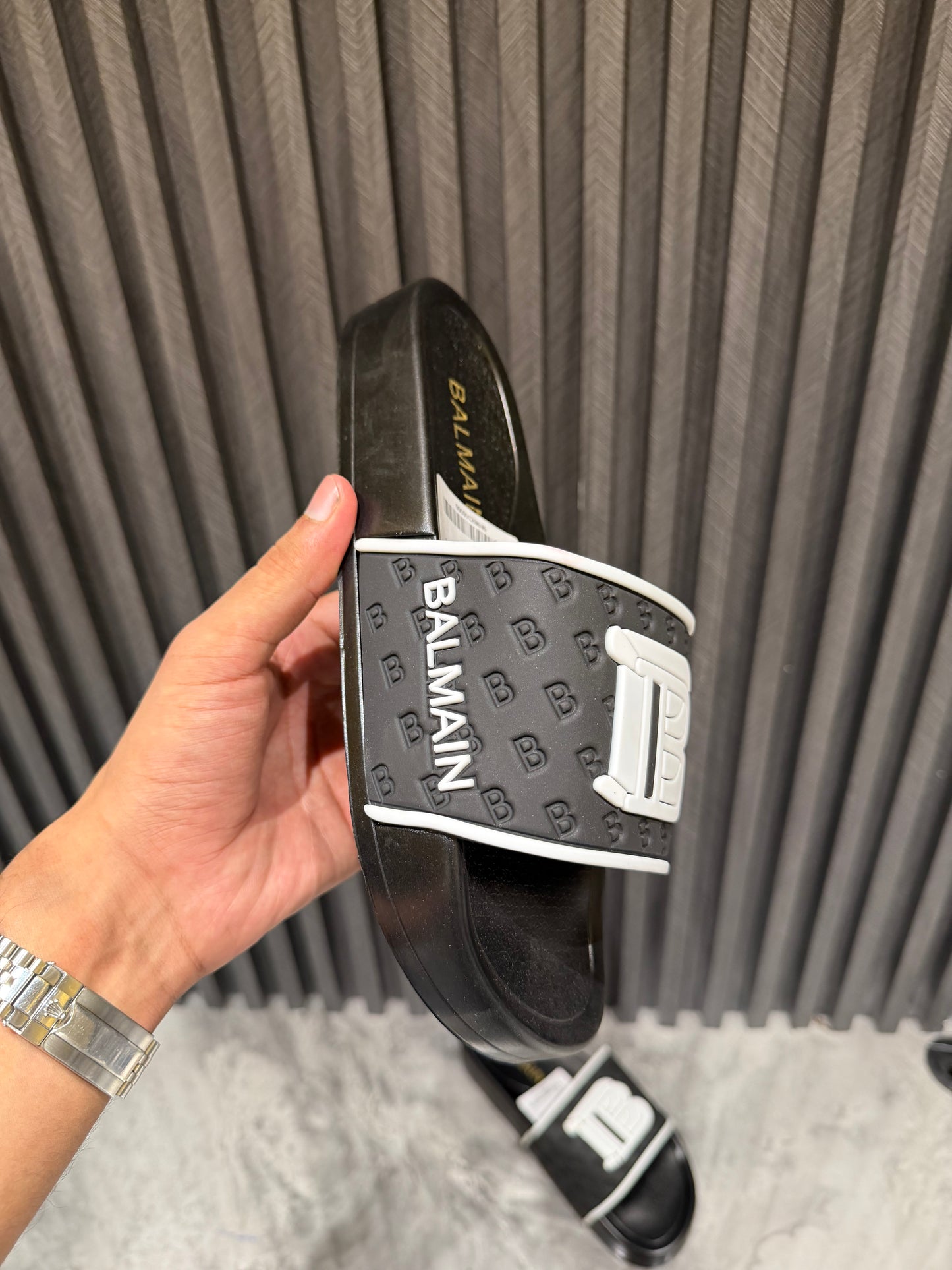 BALMAIN SLIPPER