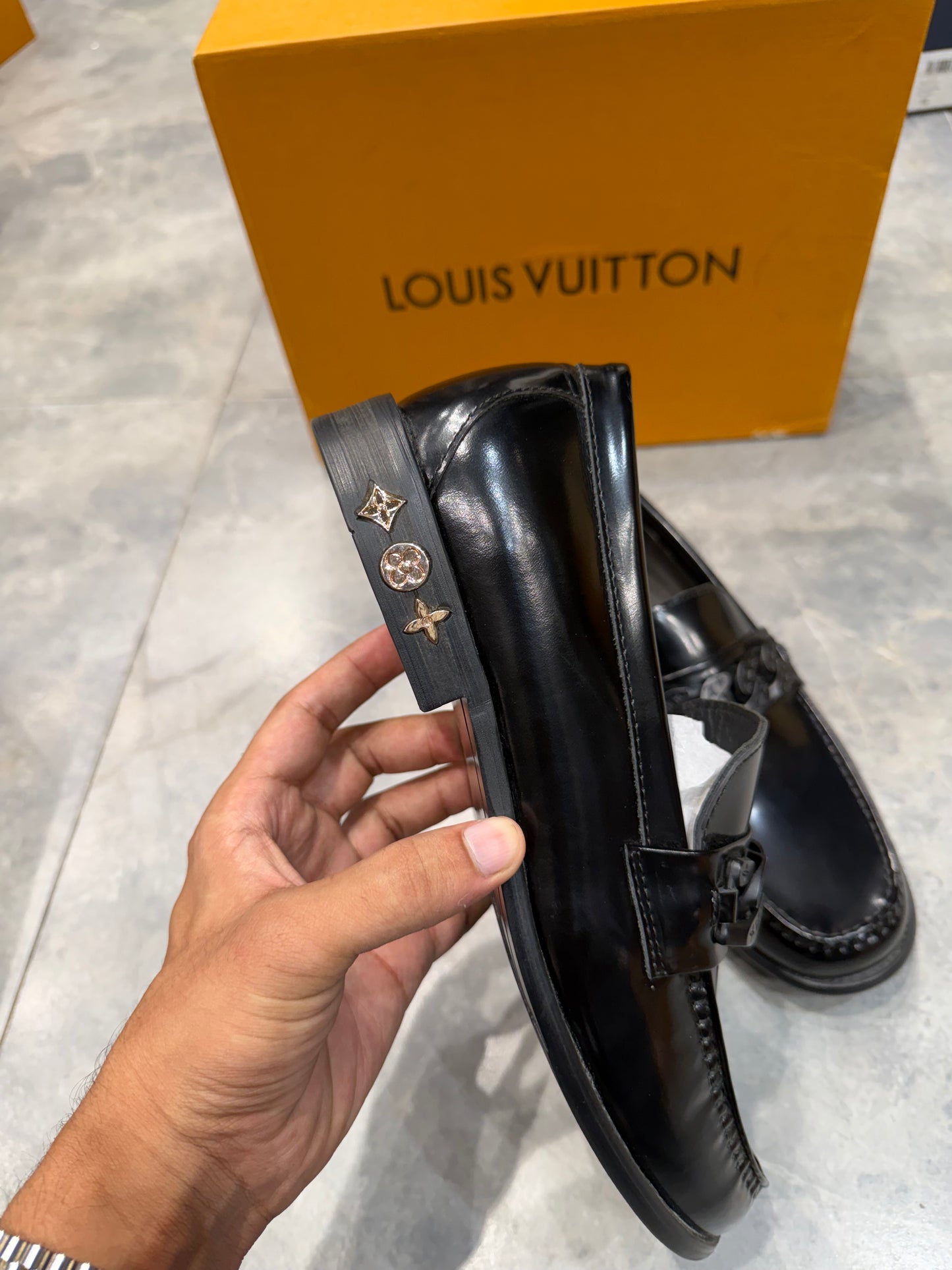 LV HIGH GRADE SHOES