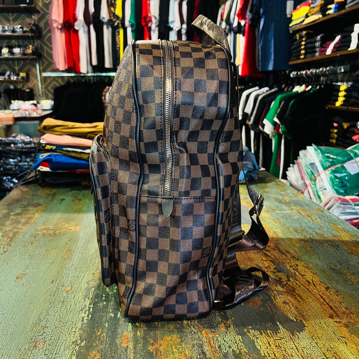 LV BROWN CHEAK 645