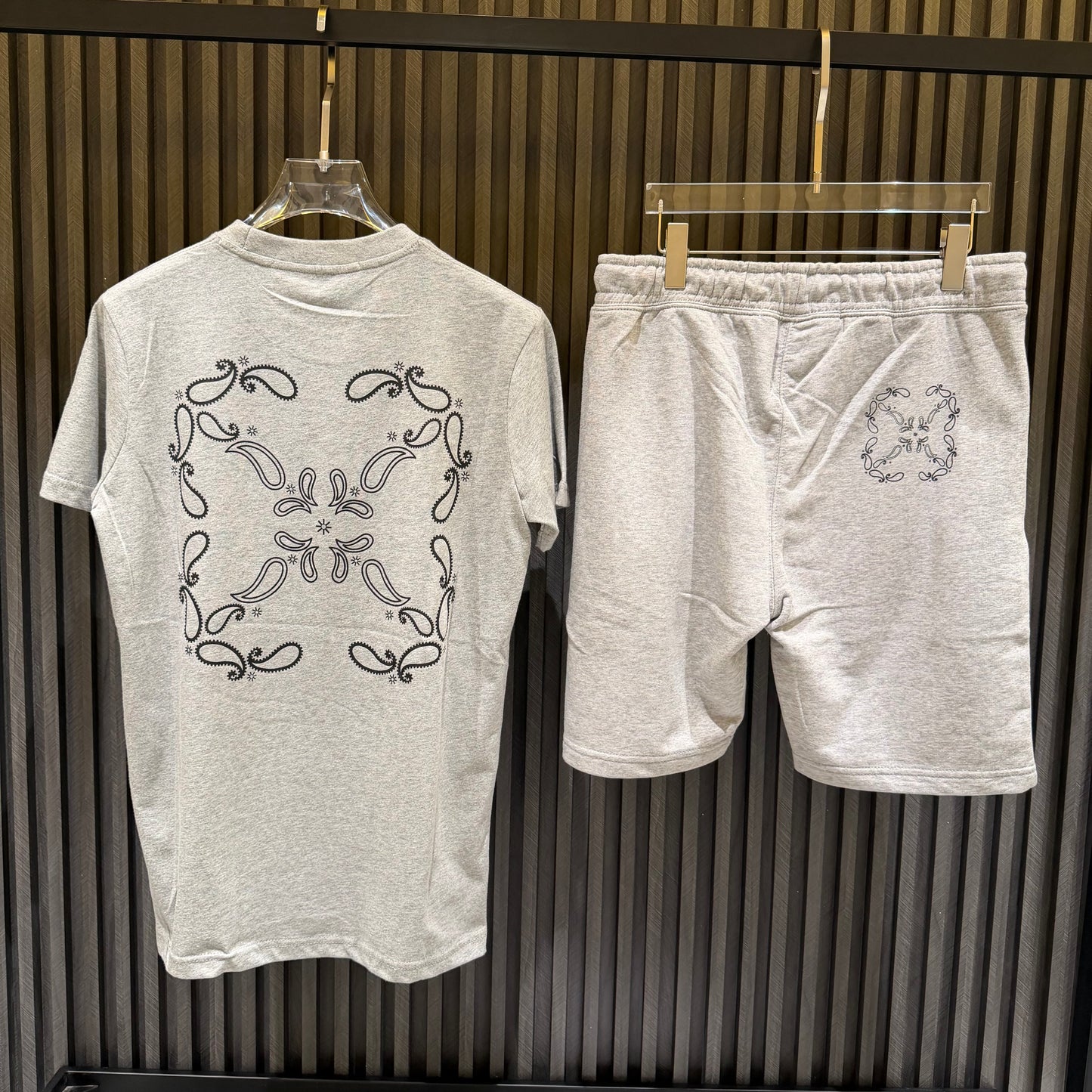 OFF WHITE SHORTSET