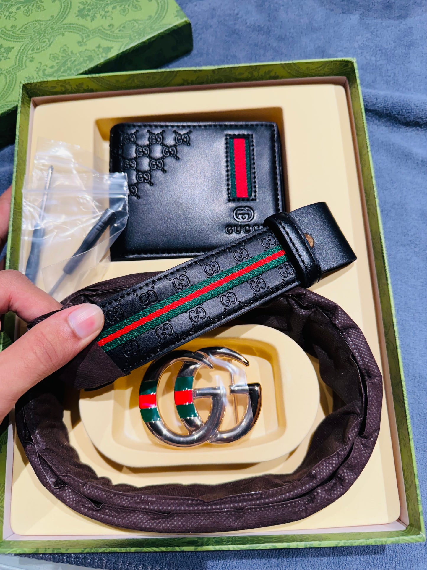 GUCCI BELT AND WALLET