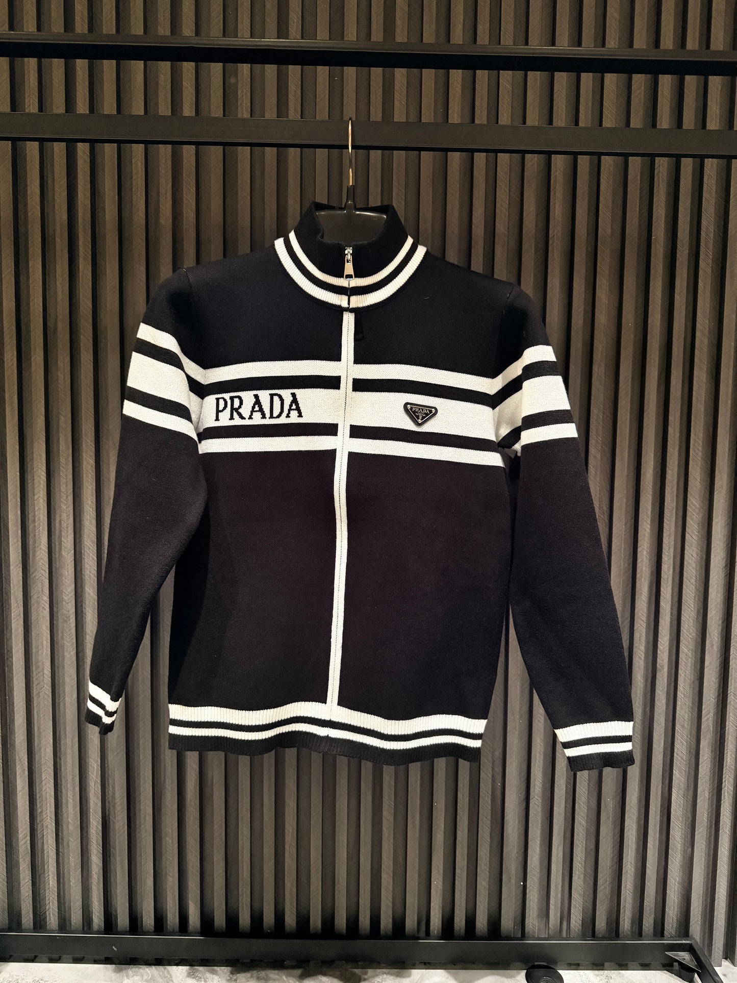 PRADA SWETTER