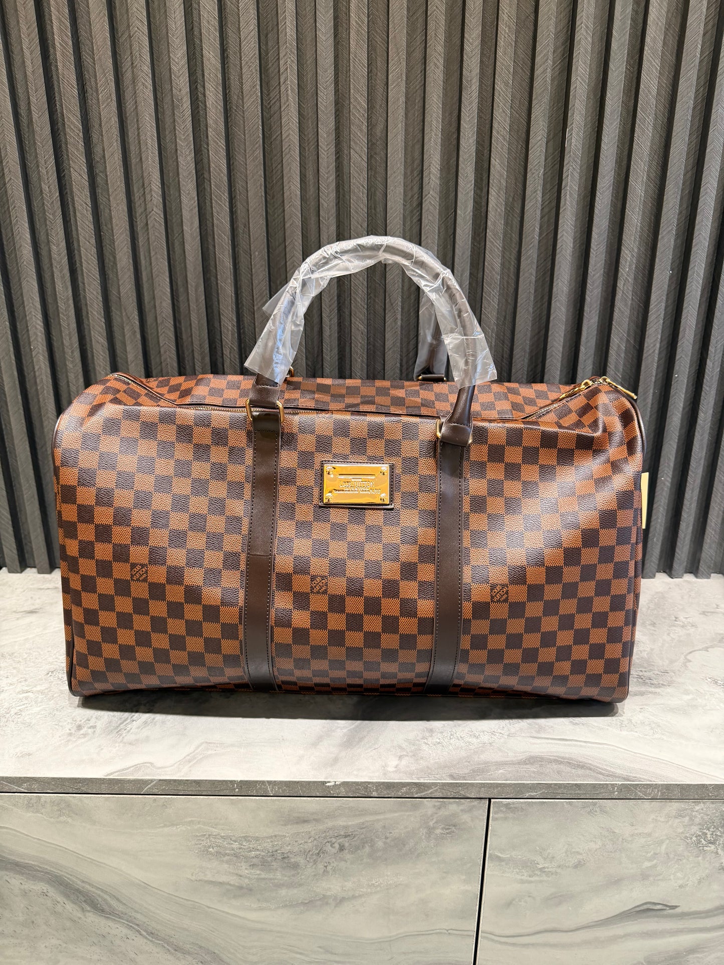 LV LUGGAGE BAG