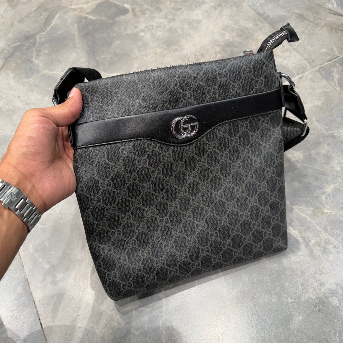 GUCCI CROSS BODY BAG