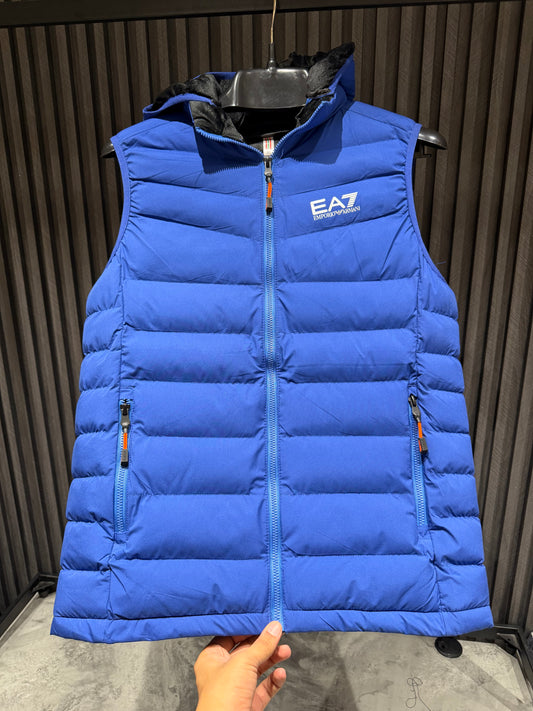 ARMANI SLEEVLESS JACKET