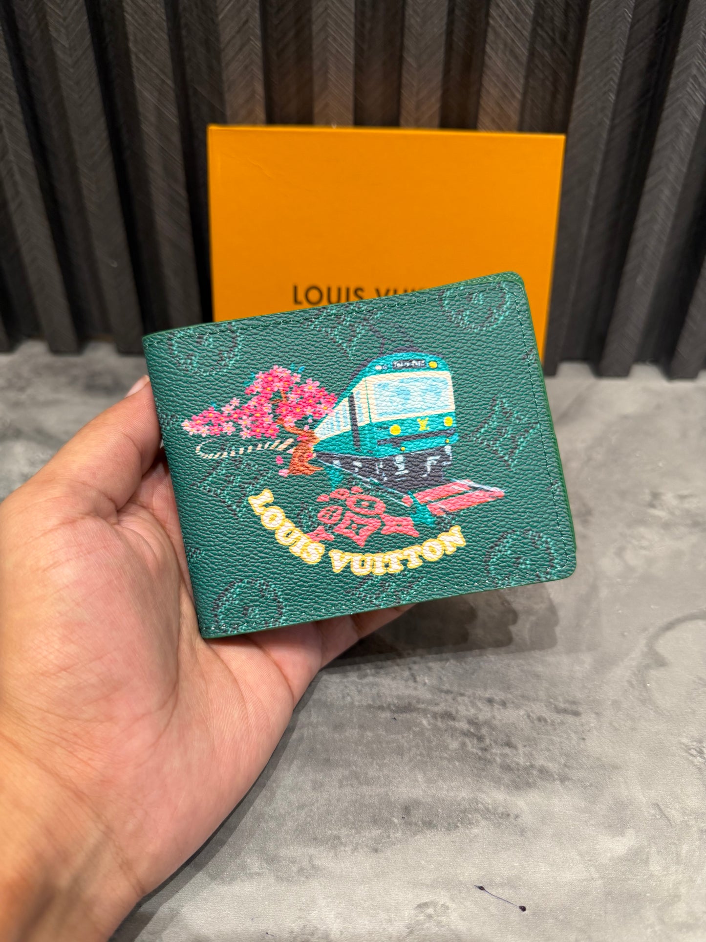 LV WALLET 1.1 GRADE