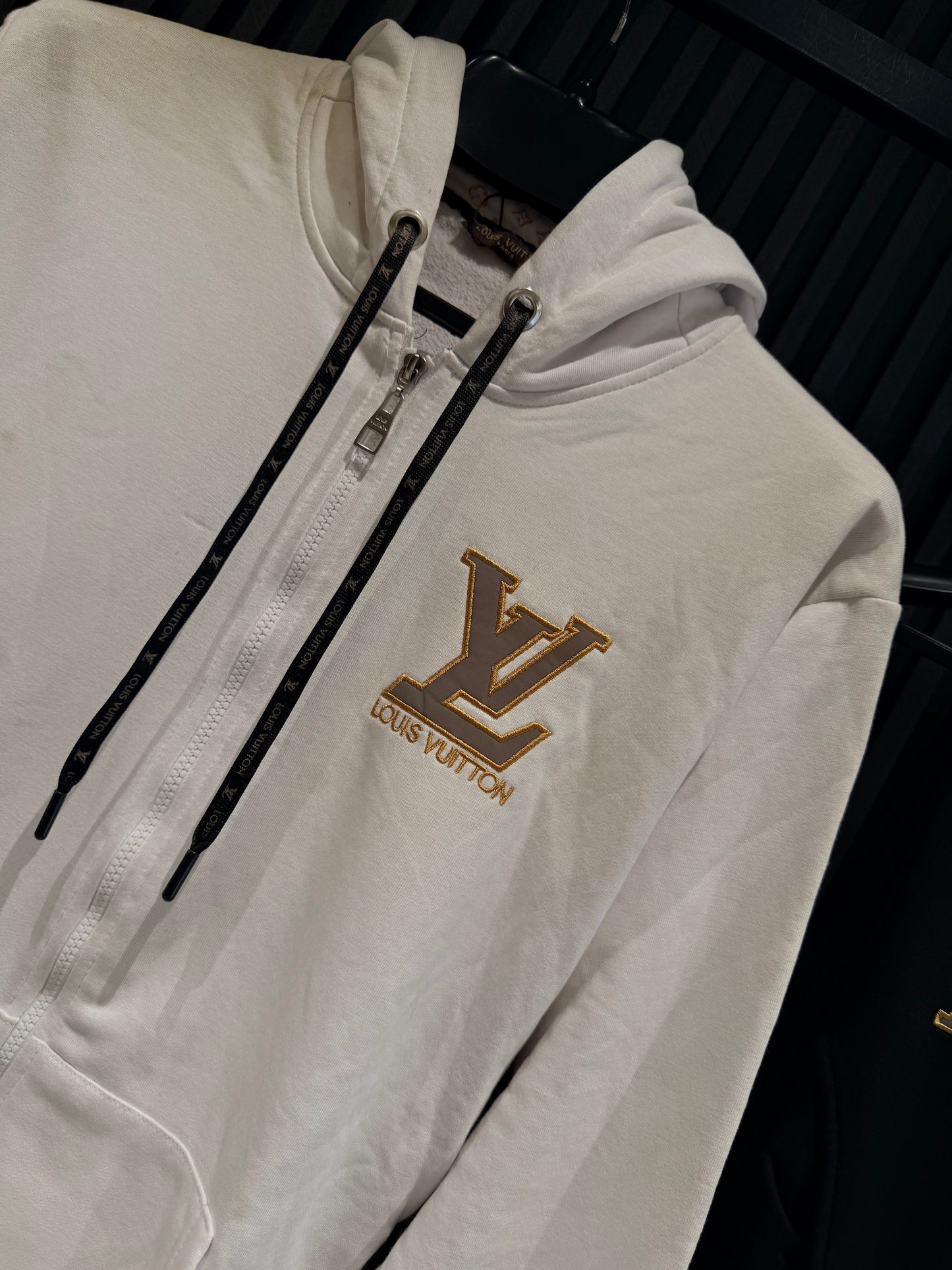LV TRACKSUIT