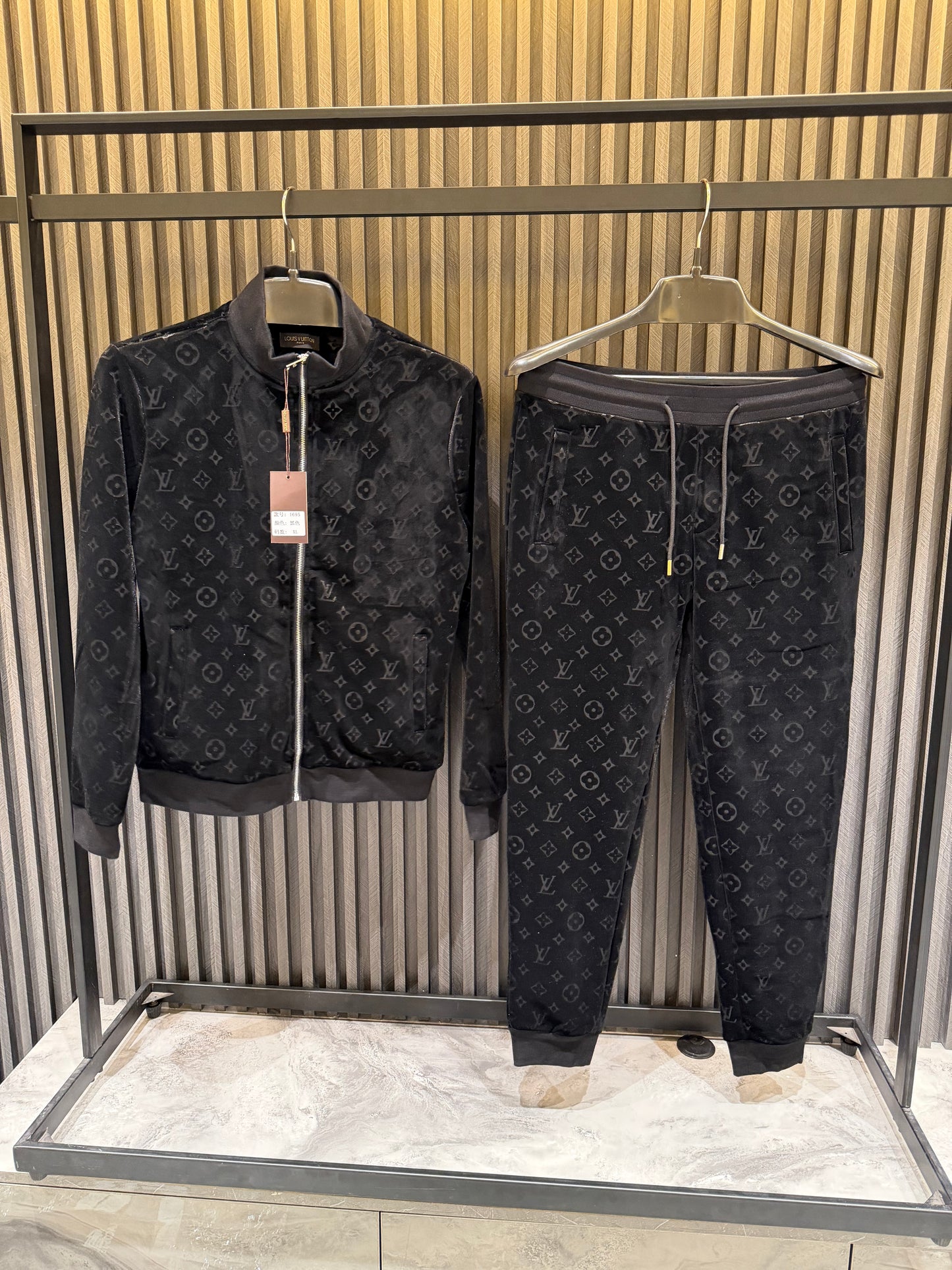 LV HIGH GRADE TRACKSUIT