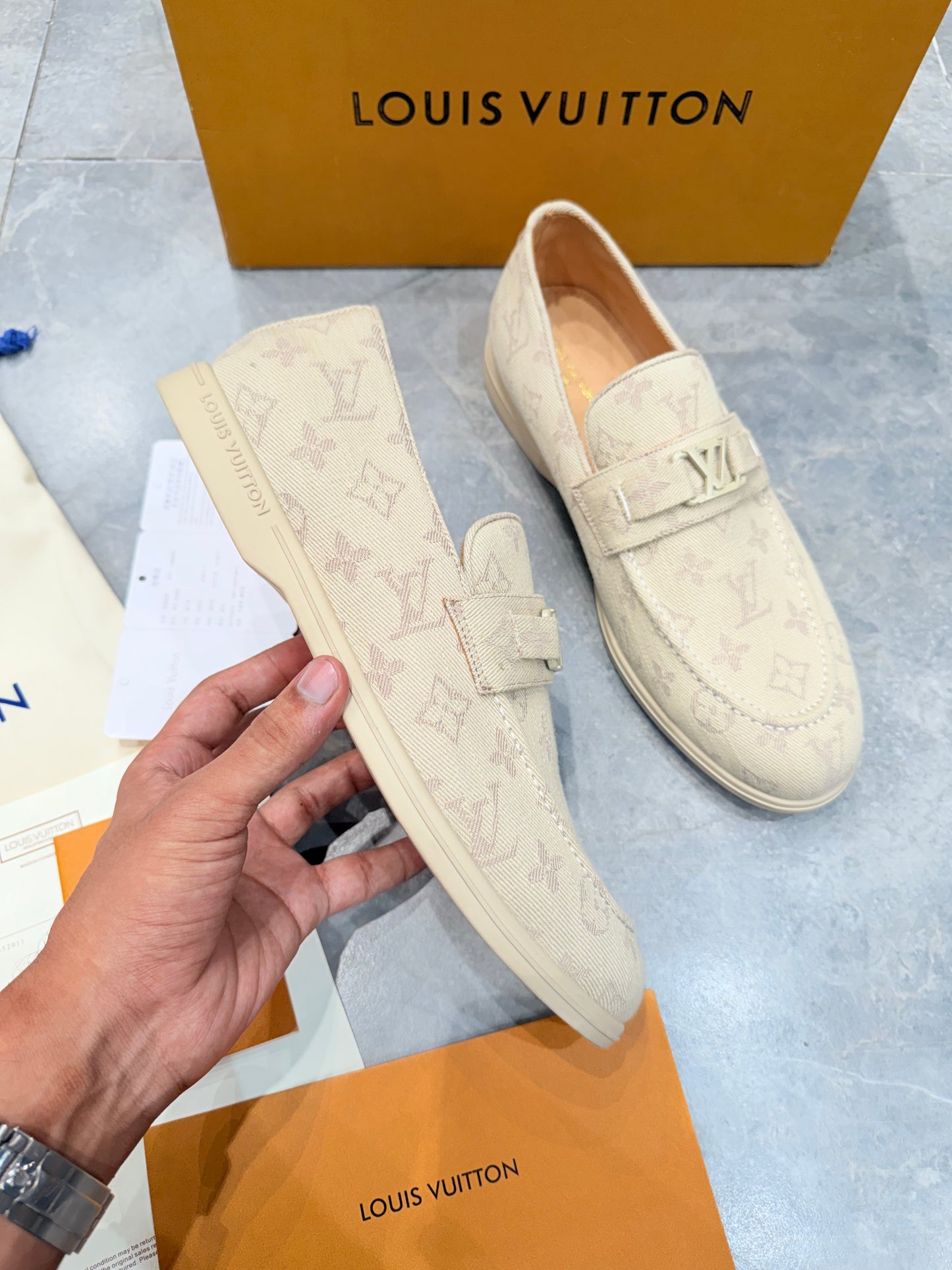 LV HIGH GRADE SHOES