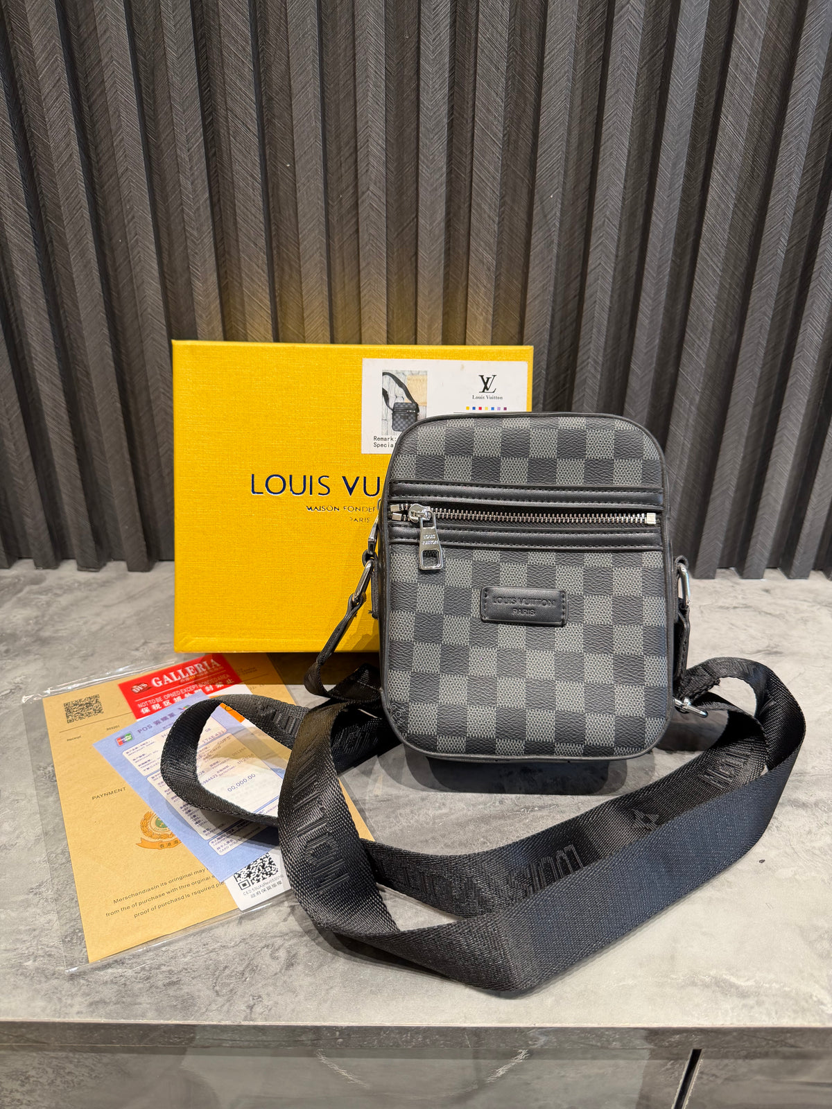 LV BAG