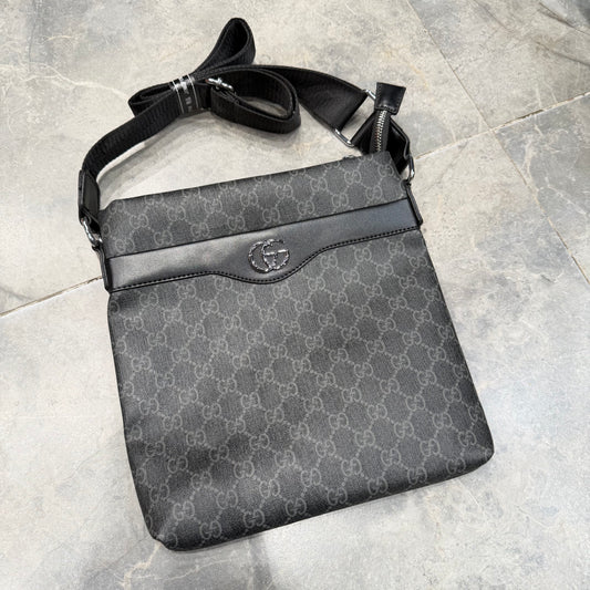 GUCCI CROSS BODY BAG