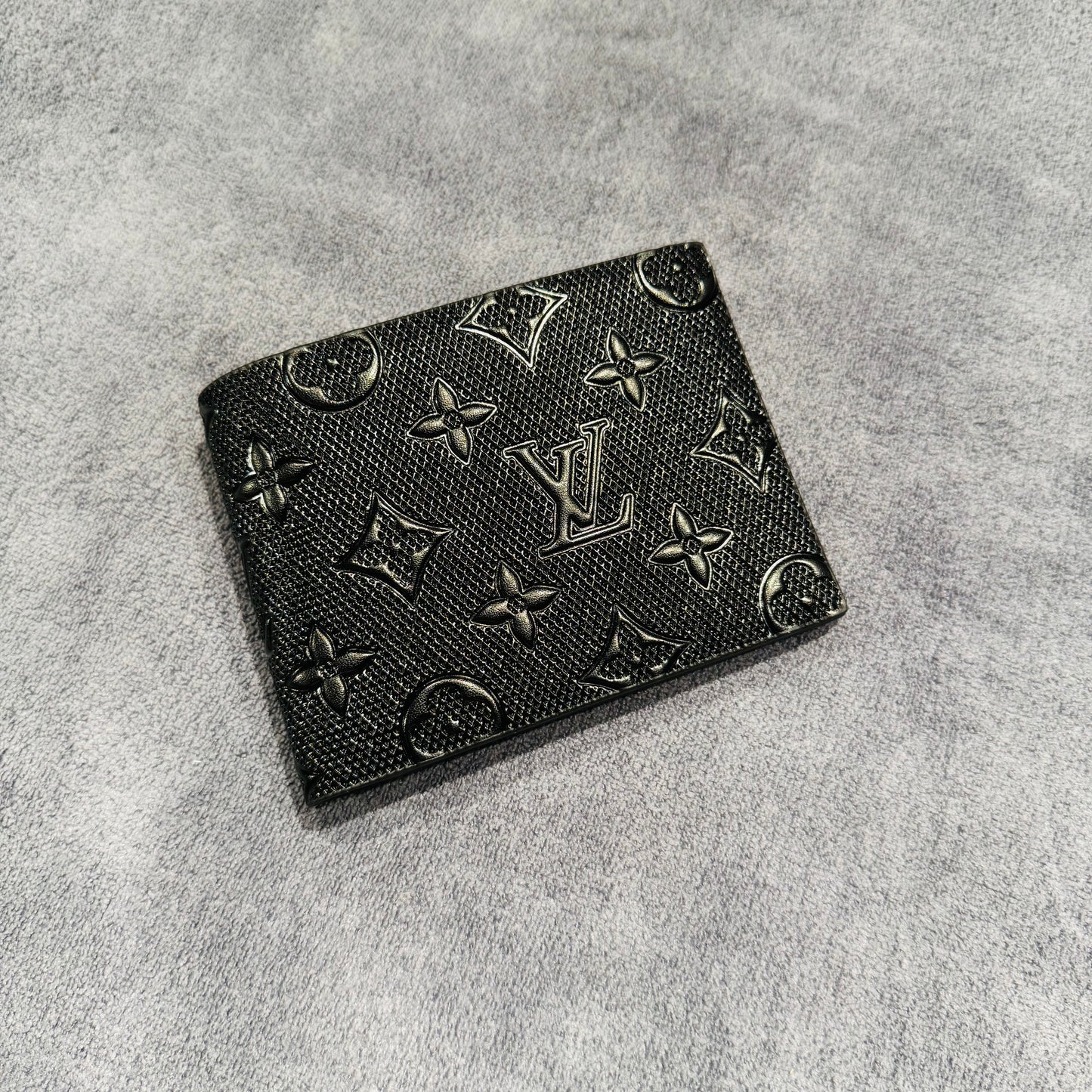 LV WALLET