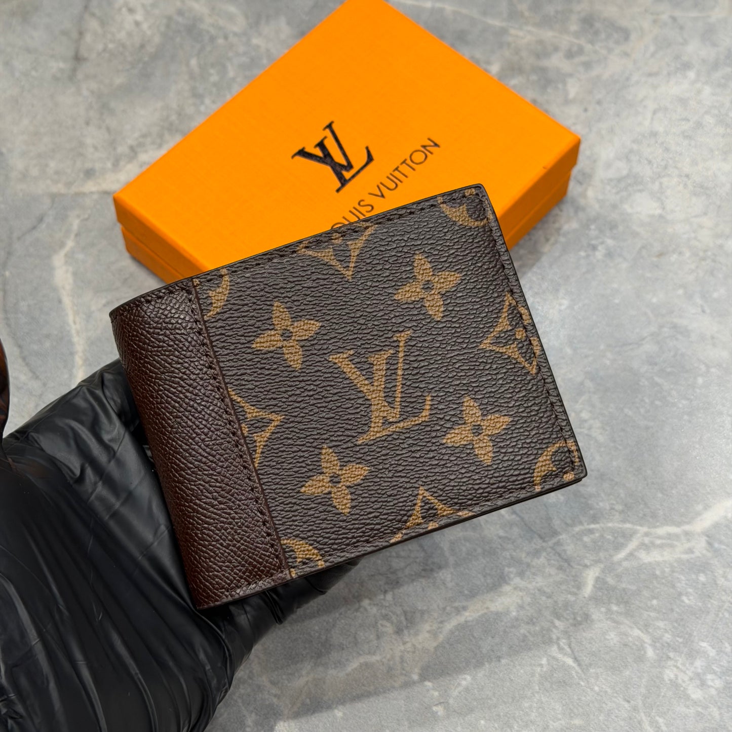 LV WALLET