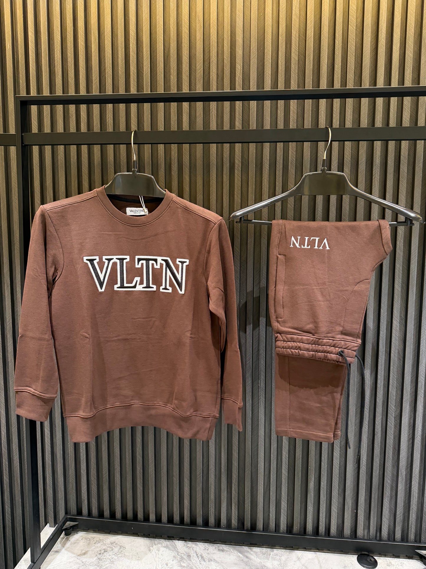 VLTN TRACKSUIT