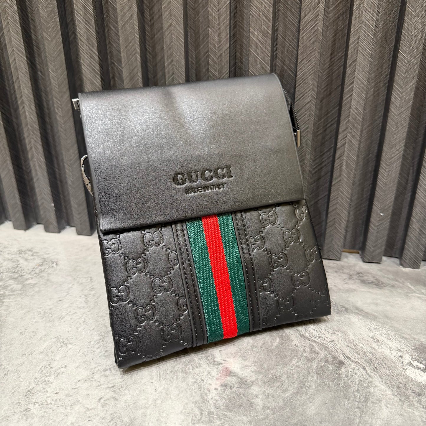 GUCCI SIDE BAG