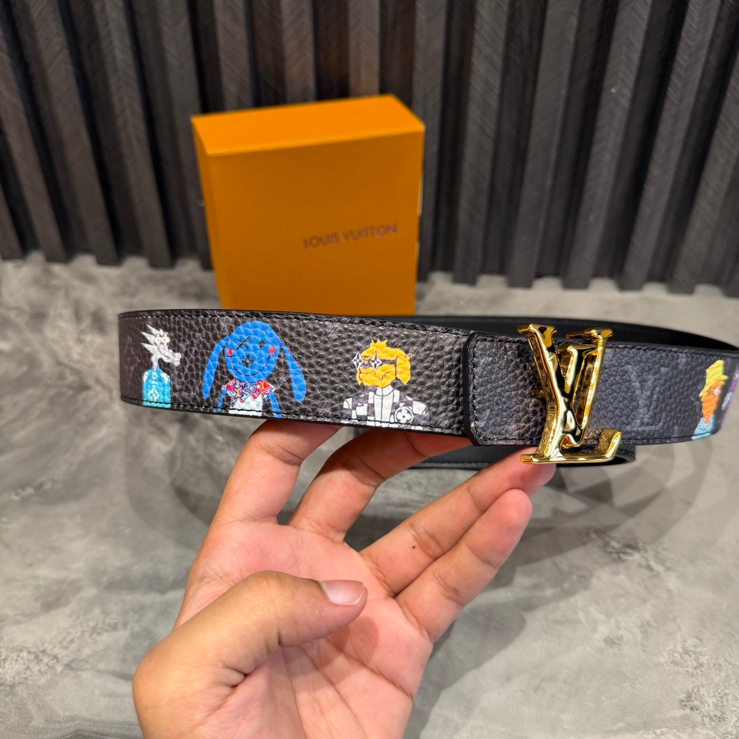 LV BELT