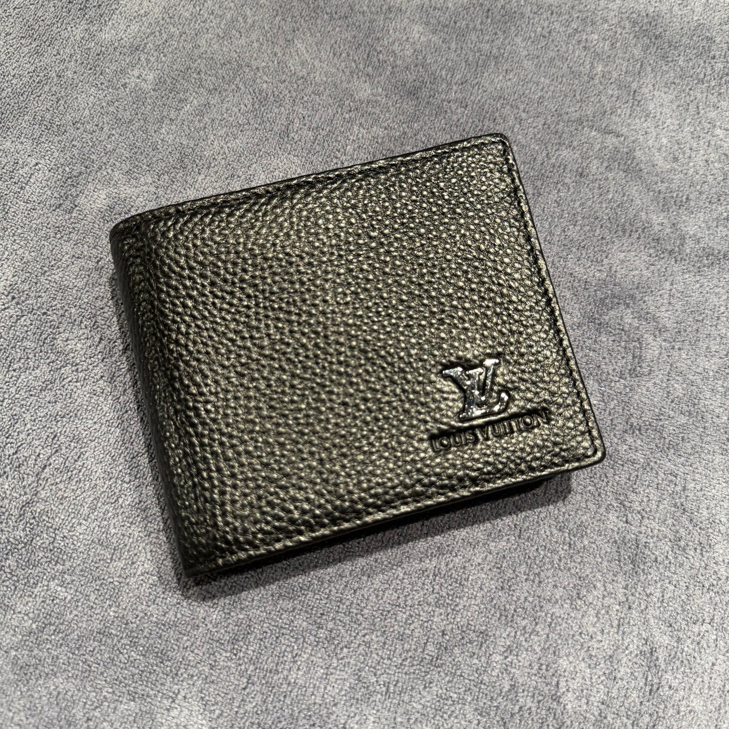 LV WALLET