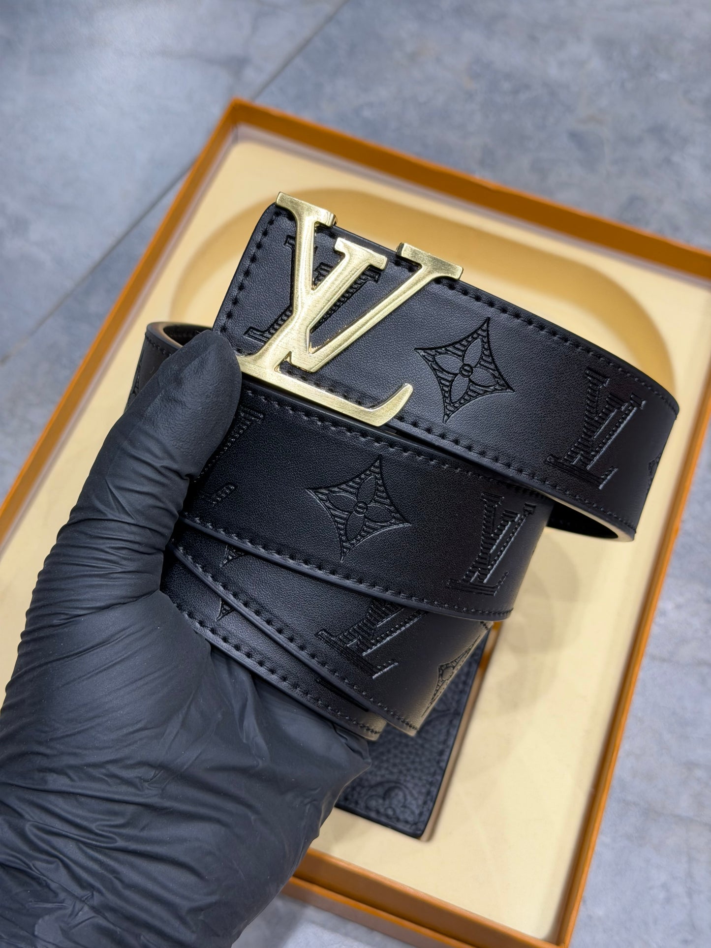 LV BELT WALLET