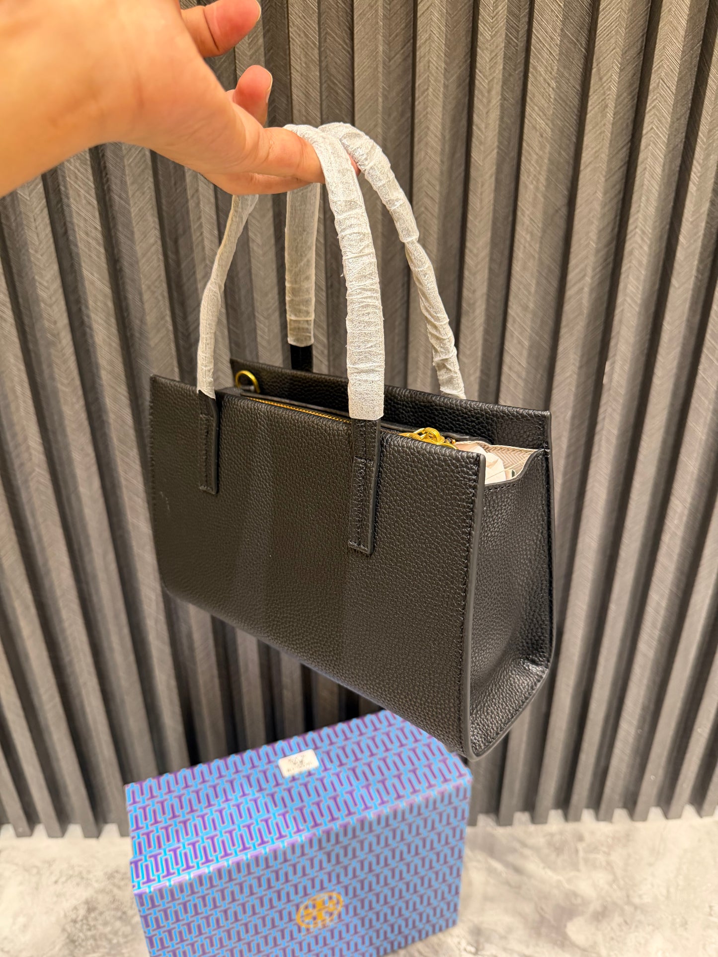TORY LADIES BAG HIGH GRADE