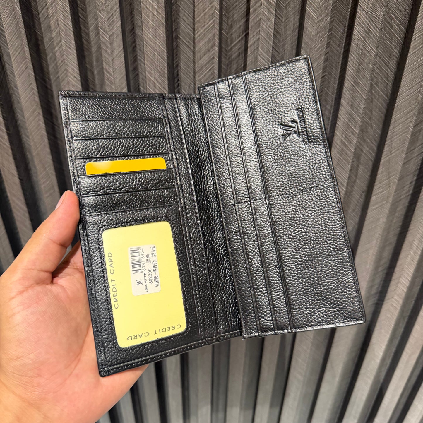 LV LONG WALLET