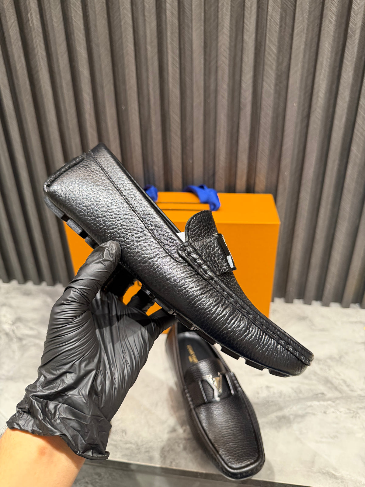 Lv SHOES