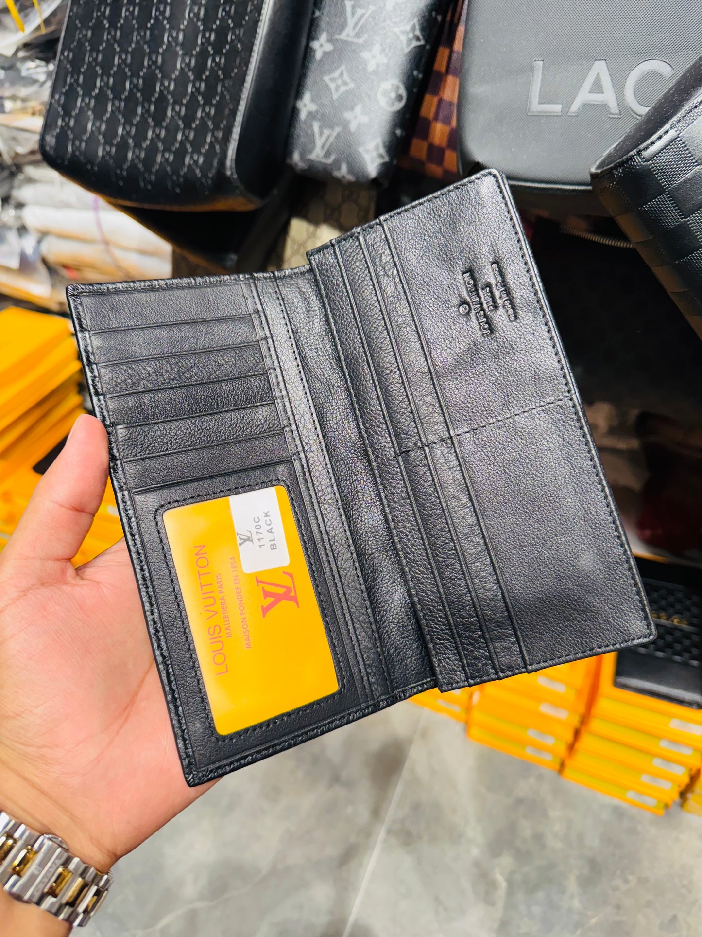 LV LONG WALLET