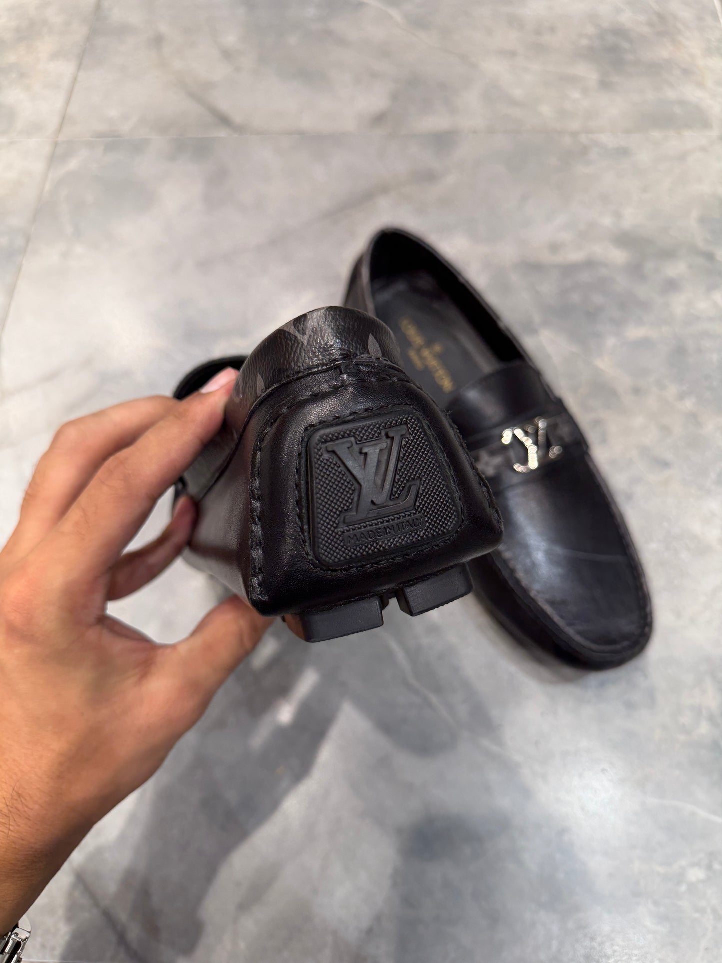 LV SHOES