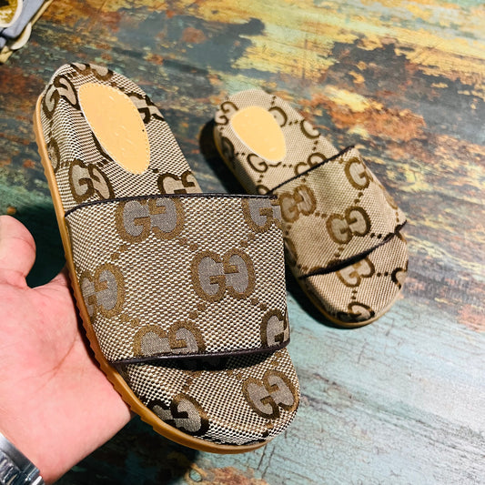 GUCCI GG SLIPPER