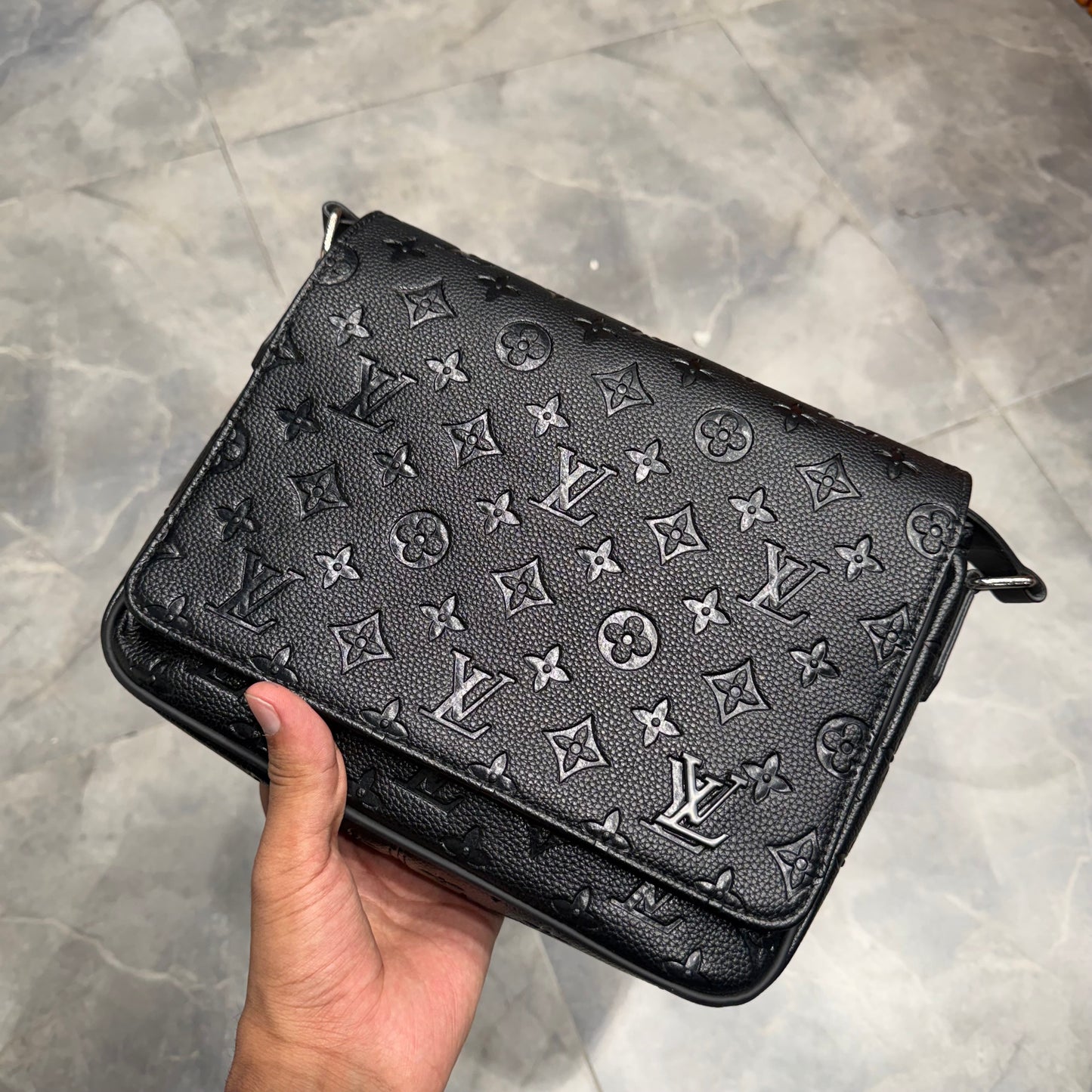 LV SIDE BAG