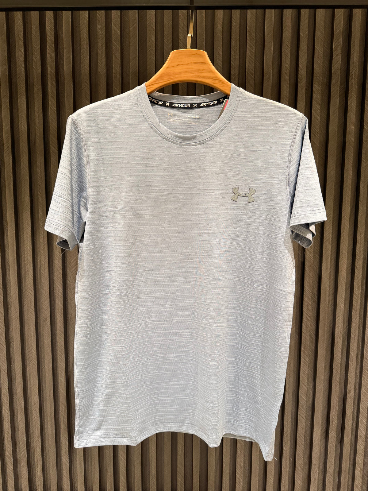 UNDER ARMOUR Gym Wear T-Shirts