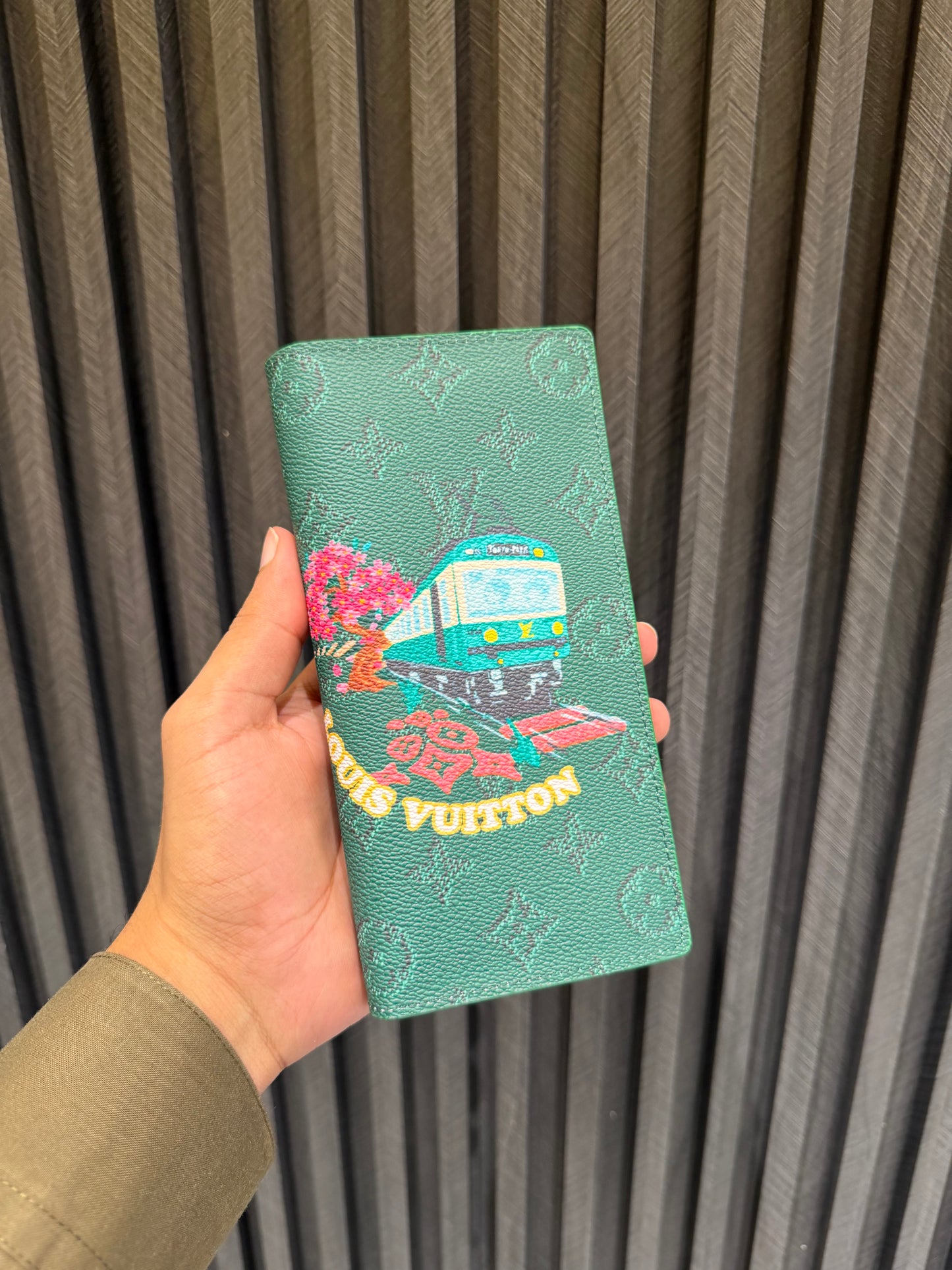 LV LONG WALLET 1.1 GRADE