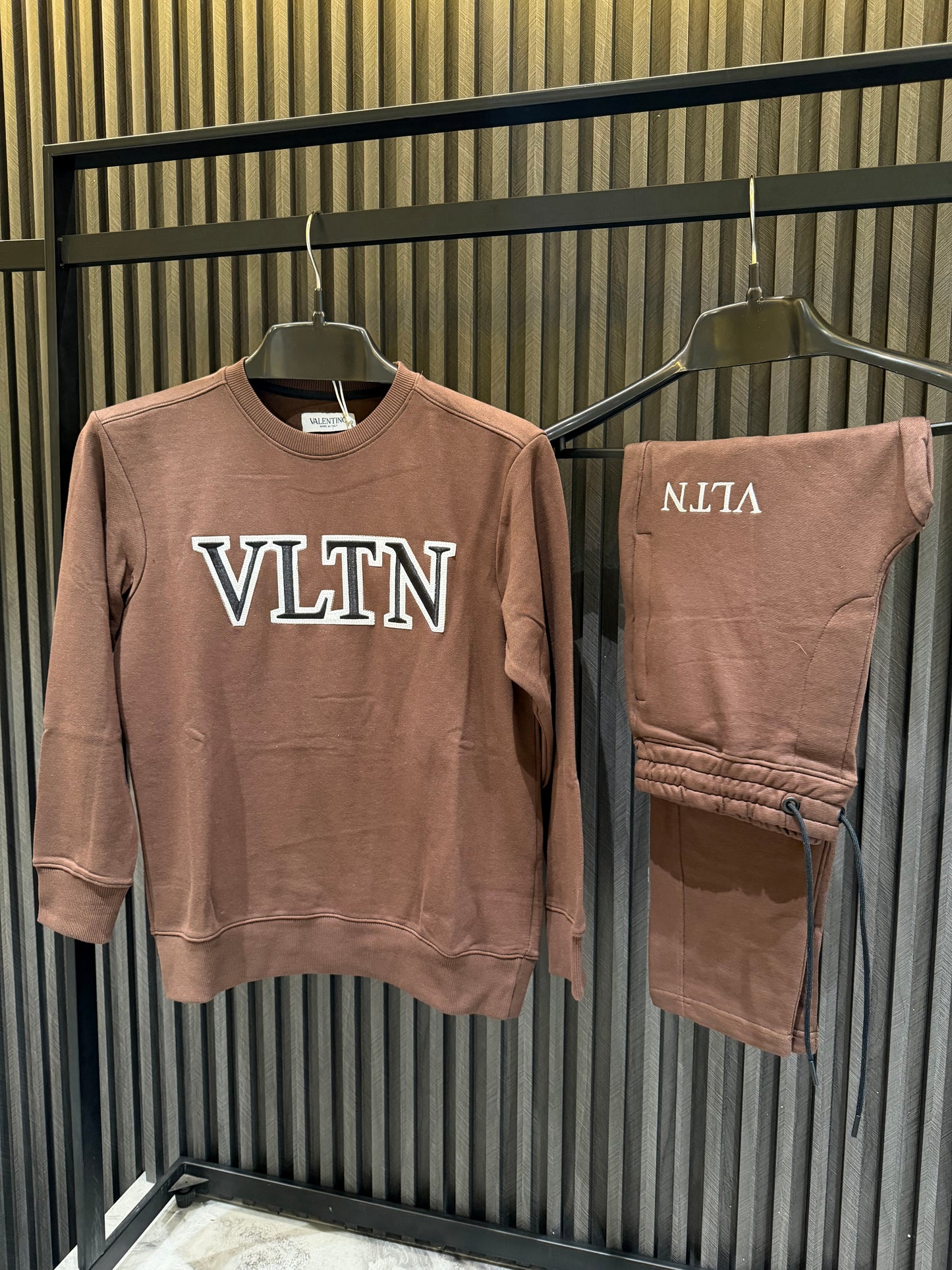 VLTN TRACKSUIT