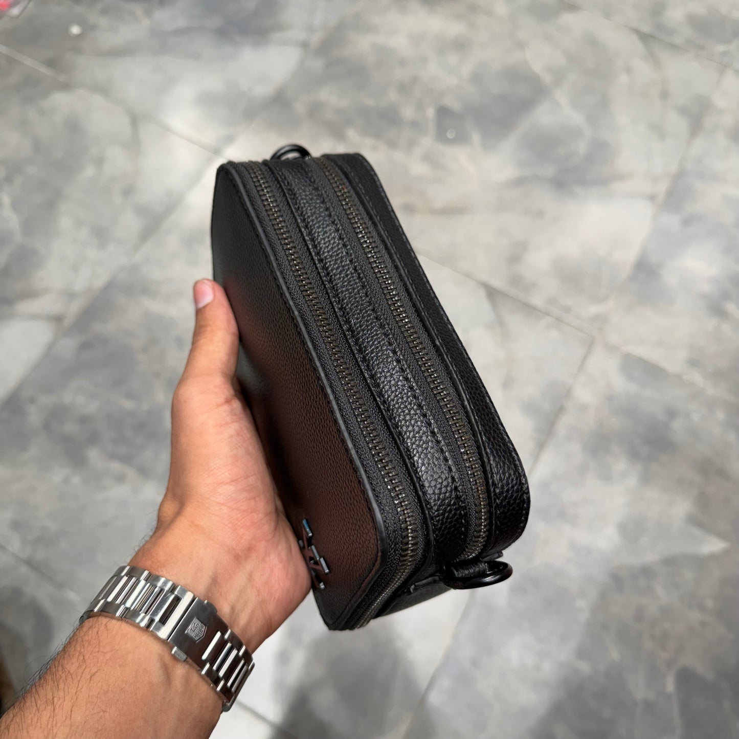 LV SIDE BAG