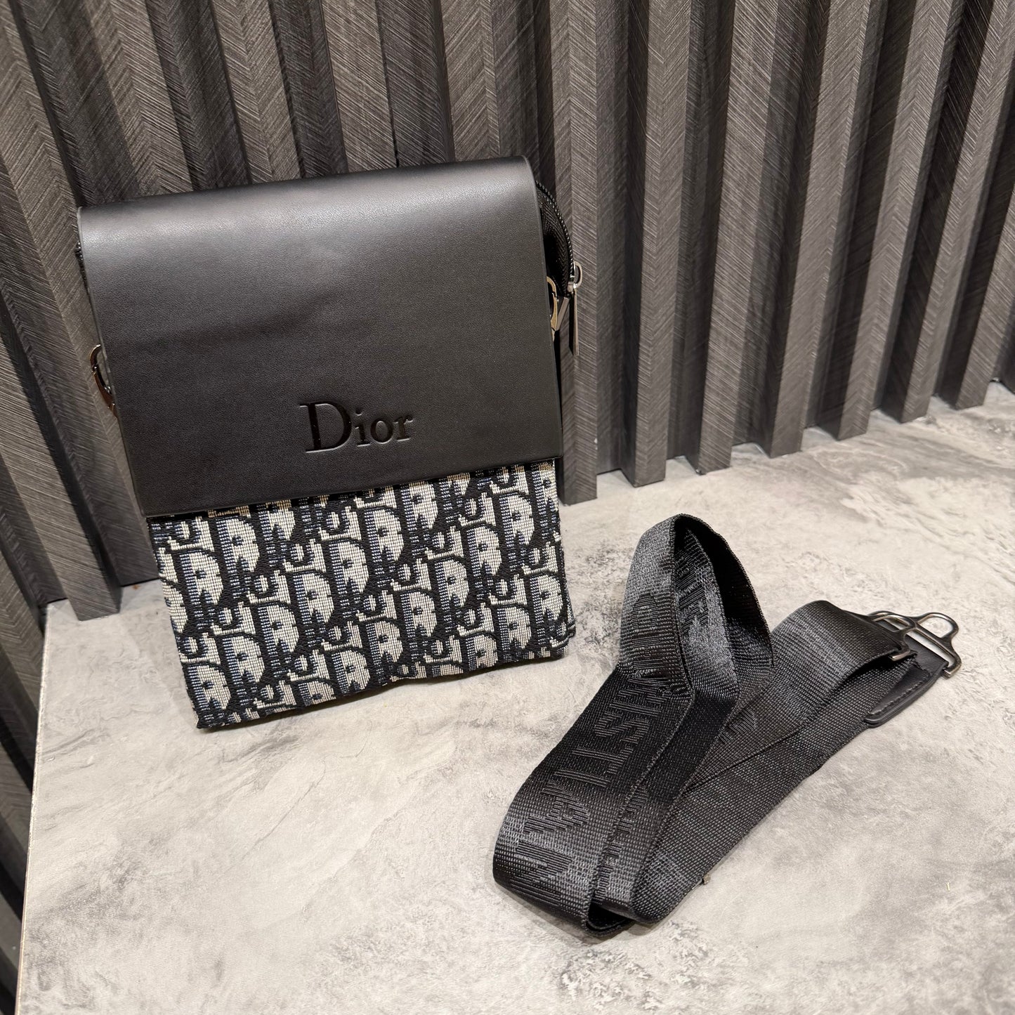 DIOR SIDE BAG
