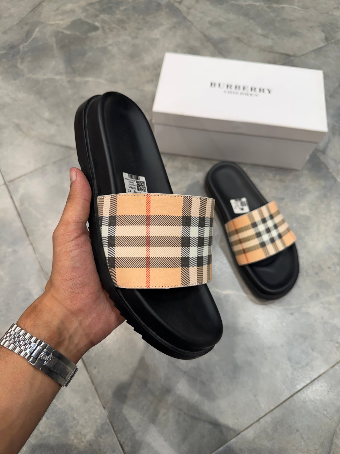 BURBERRY HIGH GRADE SLIPPER